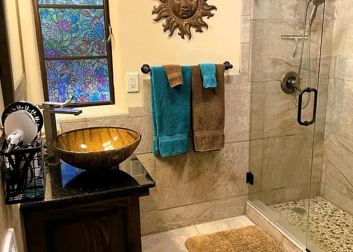 The Pleasant Street Casitas - Historic & Modern Charm Apartment *