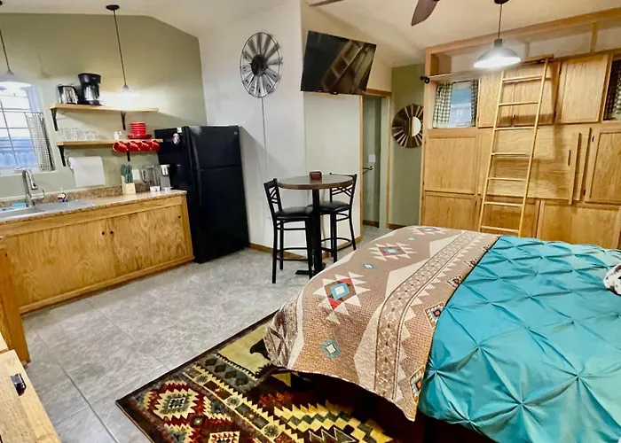 The Pleasant Street Casitas - Historic & Modern Charm * Prescott